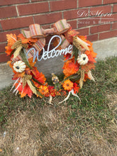 Load image into Gallery viewer, Custom Wreath
